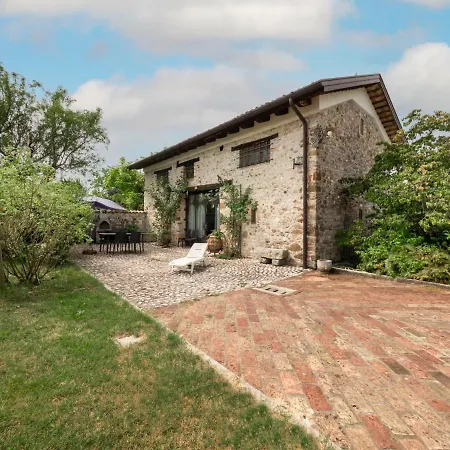 Hébergement de vacances Domus Magna-2 By Interhome